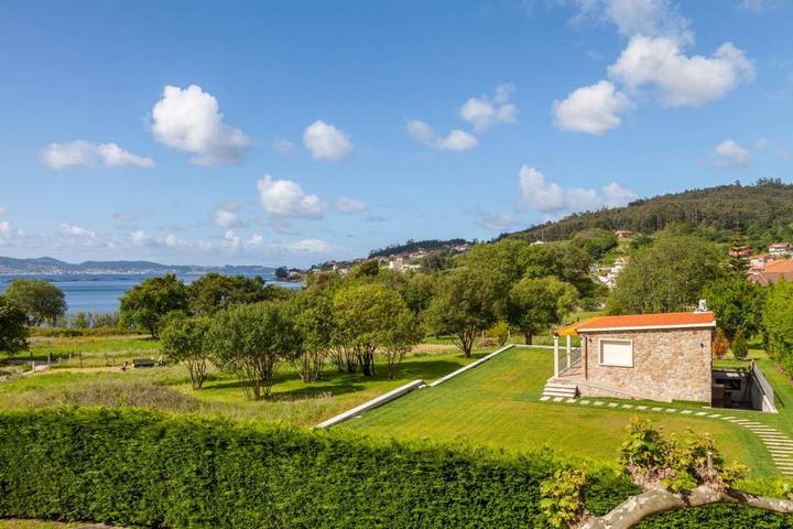 Hotel para 3 personas, con jardín y balcón además de jacuzzi y piscina en Galicia - 2
