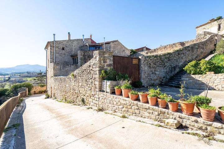 Casa rural para 12 personas, con piscina además de vistas y jardín, Se admiten mascotas en Conca de Barberà - 3