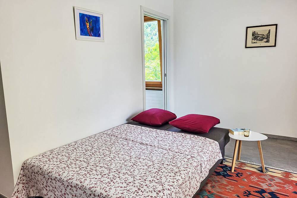 Ganze Wohnung, Appartment sulle Viti in Losone, Tessiner Alpen