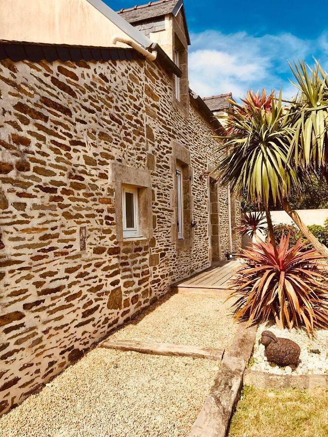 Location de vacances pour 4 personnes, avec jardin à Tréguennec