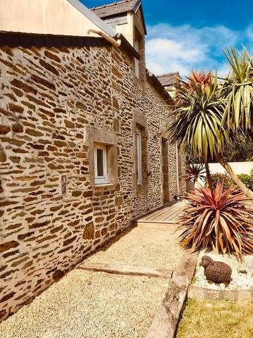Gîte pour 4 personnes, avec jardin à Tréguennec