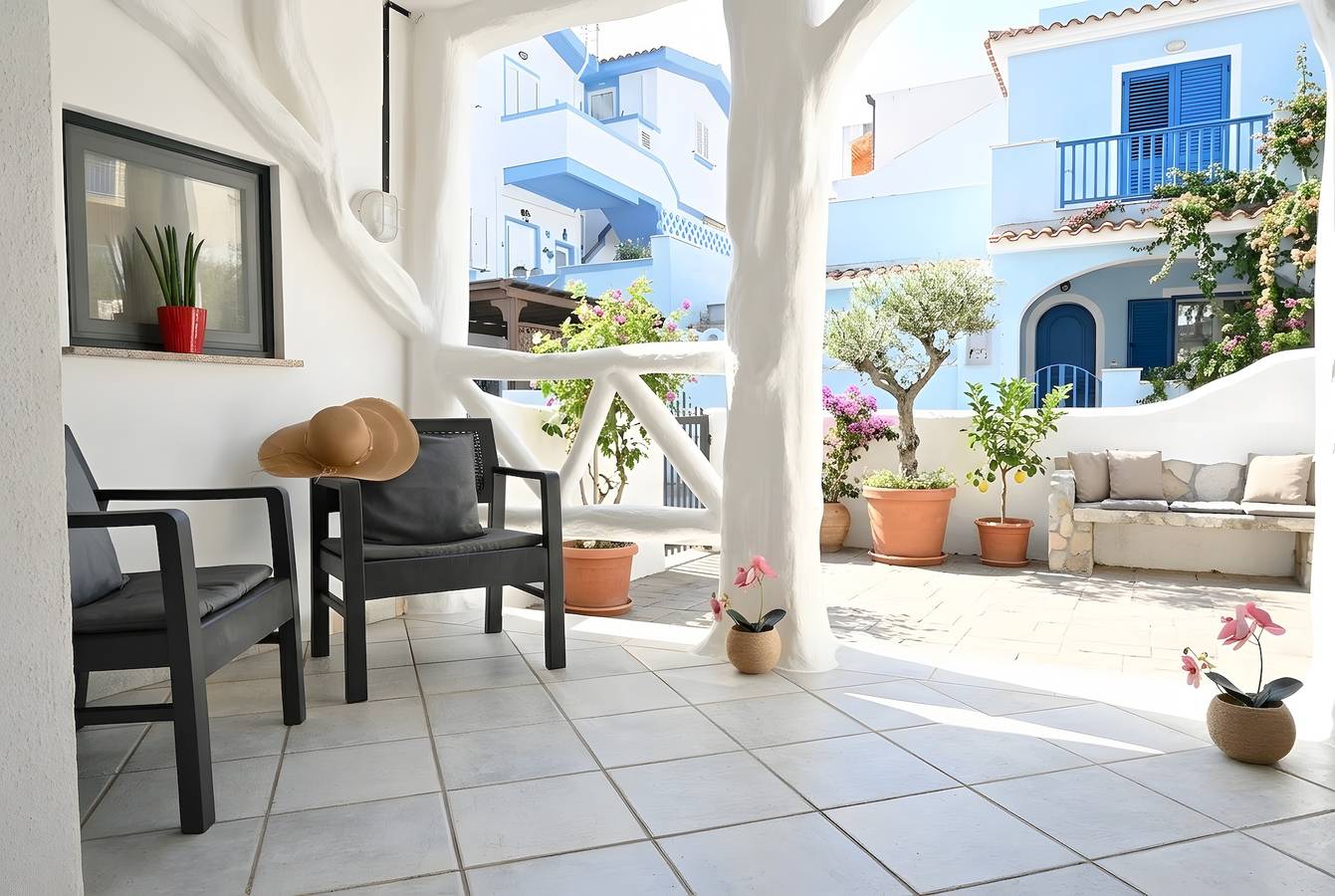 Casa Vacanze Appartamento Holiday vicino alla spiaggia con Wi-Fi e terrazza in Cala Gonone, Dorgali