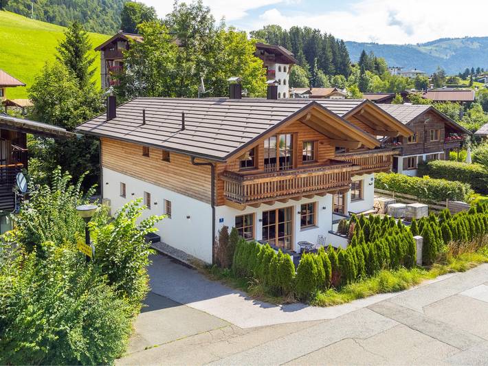 Chalet voor 10 personen, with sauna and balkon as well as tuin - 1