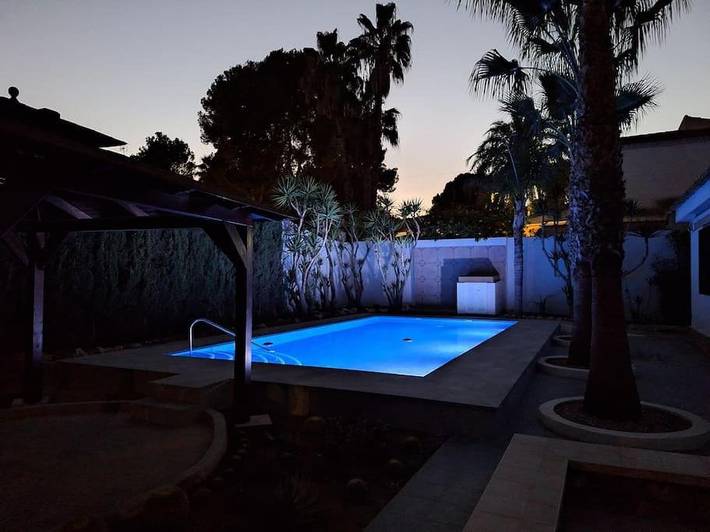 Gîte pour 8 personnes, avec Terrasse et Jardin ainsi que Piscine et Vue à Las Torres de Cotillas