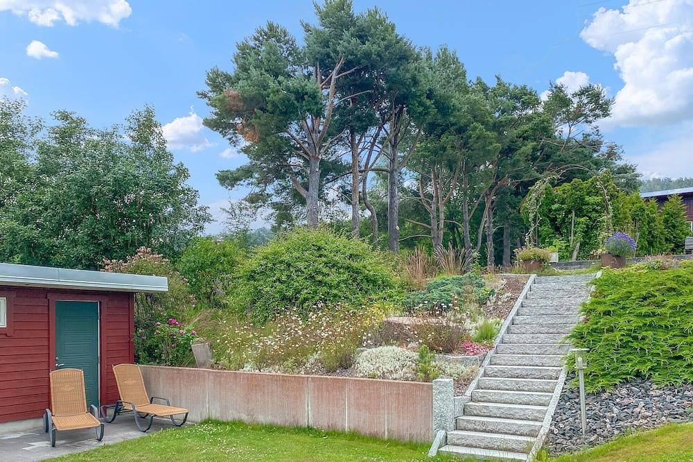 Tolles Haus mit 1 Schlafzimmer in. in Jönköping, Vättern