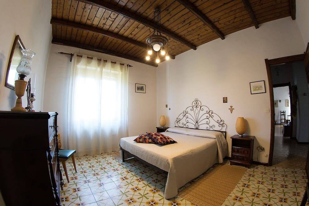 Etnafamilyhouse - Villa con jardín a los pies del Etna in Pedara, Etna