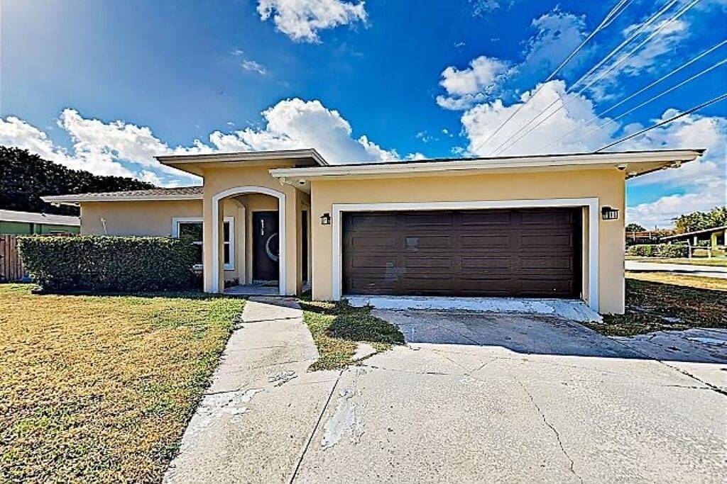 Spacious Home with Pool East Lantana in Lantana, Palm Beach County