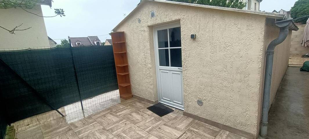 Gîte pour 2 personnes, avec jardin à Puiseux-en-France