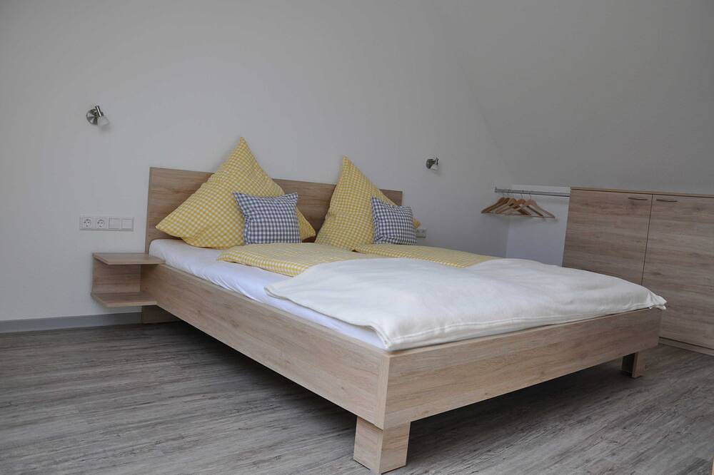 Ganze Wohnung, Ferienwohnung Muskateller - Ferienwohnung Vollert in Obersulm, Kurpfalz