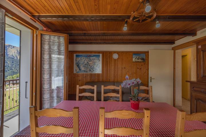 Location de vacances pour 7 personnes, avec Balcon et Jardin à Chatel
