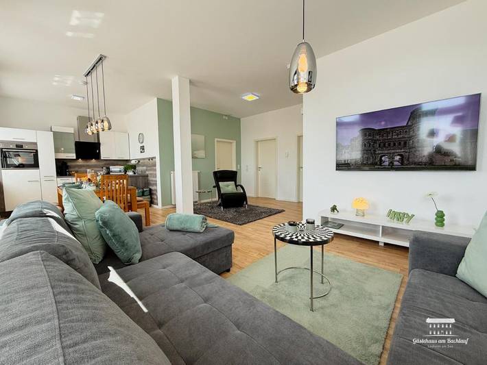 Ferienwohnung für 4 Personen, mit Balkon und Terrasse sowie Garten und Ausblick in Losheim am See