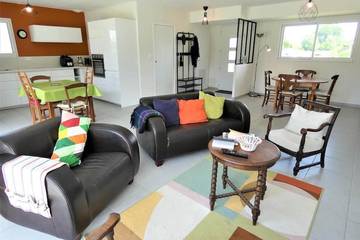 Gîte pour 5 personnes, avec jardin à Saubusse