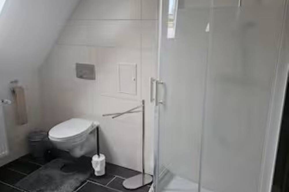 Ganze Wohnung, Ferienwohnung/App. für 3 Gäste mit 72m² in Leuna in Leuna, Saale-Unstrut