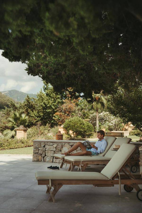 Casa de vacaciones para 2 personas, con jardín además de vistas y piscina en Esporles