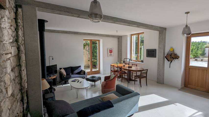Casa vacacional «La Maison des Remparts» con piscina privada, Wi-Fi y aire acondicionado in Clérieux, Región de Valence