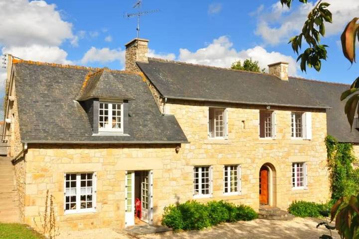 Location de vacances pour 10 personnes, avec Terrasse et Jardin à Trégon