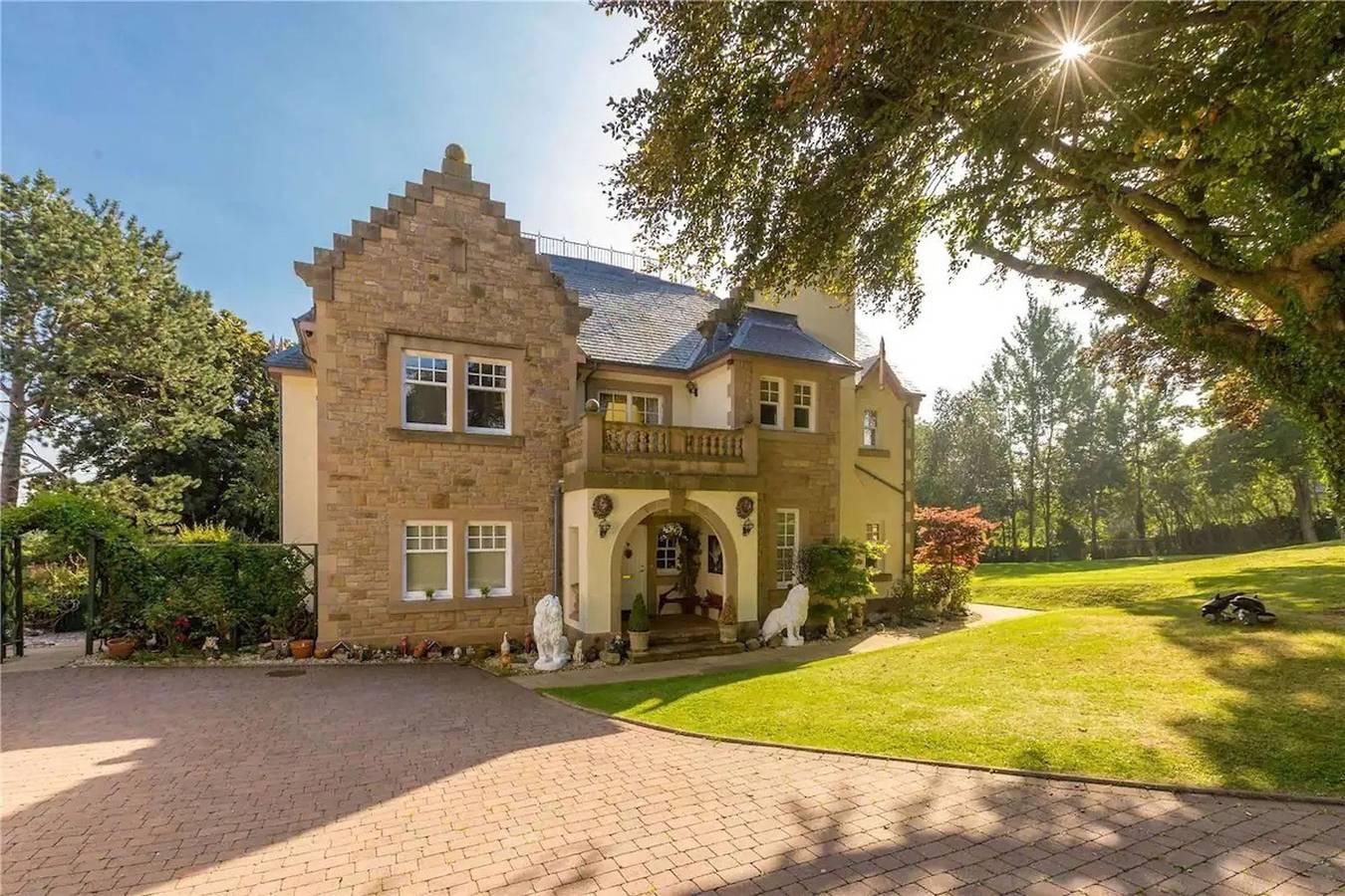 Superb Dream 7 bedroom Mansion Near Edinburgh in Musselburgh, Edinburgh and Lothian