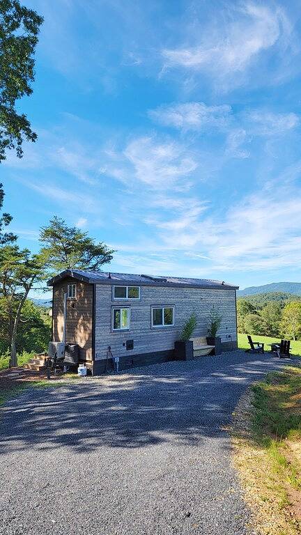 Tiny Escape w/ dry sauna & mountain views in Seneca Rocks