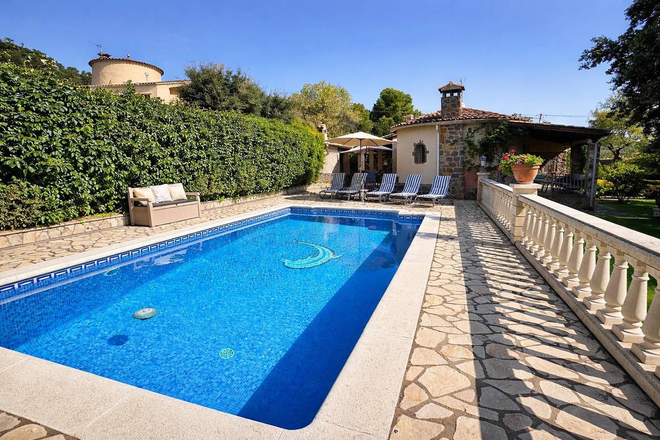 Villa Casa Marsa, nueva casa disponible con aire acondicionado y piscina in Cabanyes, Calonge