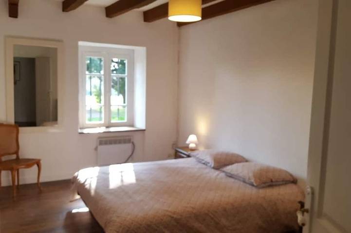 Location de vacances pour 10 personnes, avec terrasse et jardin à Berric - 2