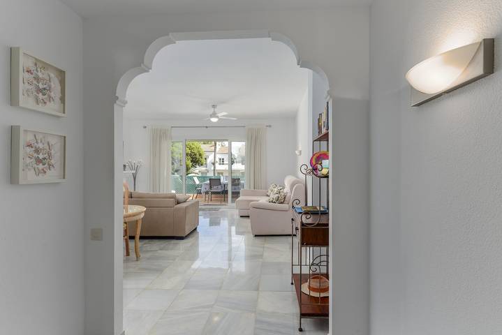 Hel lejlighed, Ferielejlighed for 4 personer med balkon in El Presidente, Estepona