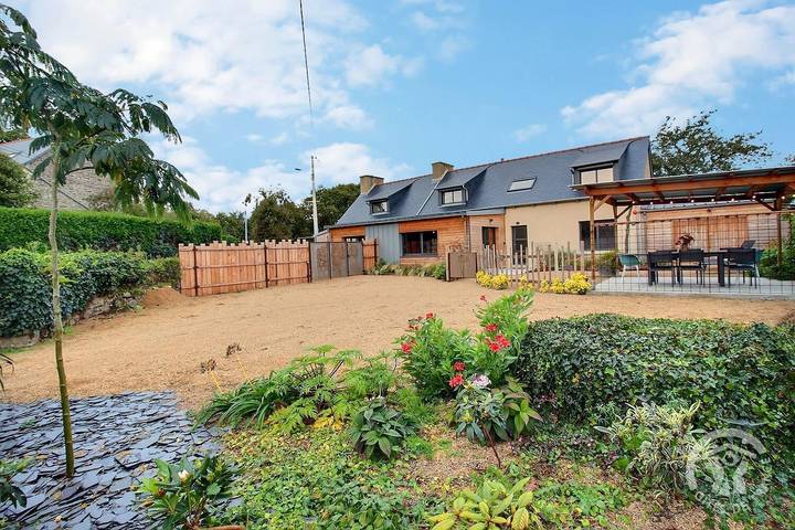 Gîte pour 7 personnes, avec terrasse à Plouha - 2