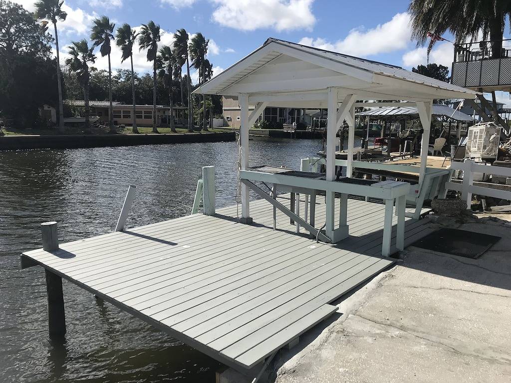 Waterfront Gulf retreat, Tranquil, Spectacular views, Wildlife, Kayaks, Fishing. in Hudson, Pasco County