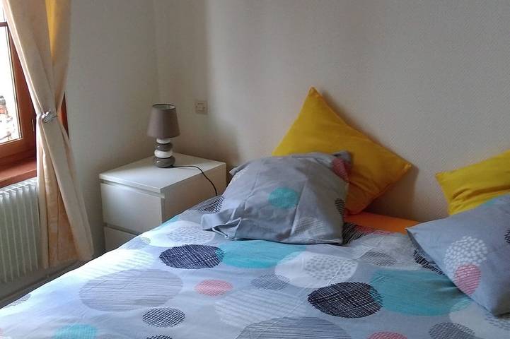 Ganze Wohnung, Apartment mit Parkplatz in der mittelalterlichen Stadt, 100 m vom Kai entfernt, Geschäfte. in Saint-Valery-sur-Somme, Abbeville und Umgebung
