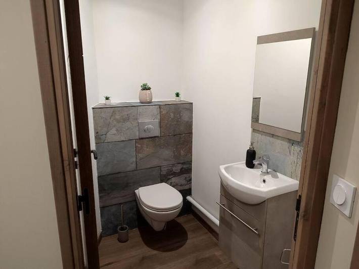 Location de vacances pour 6 personnes, avec jardin ainsi que terrasse et piscine, animaux acceptés à La Baume-de-Transit - 2