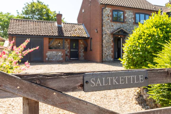 Holiday home for 2 people, with balcony/terrace in Blakeney