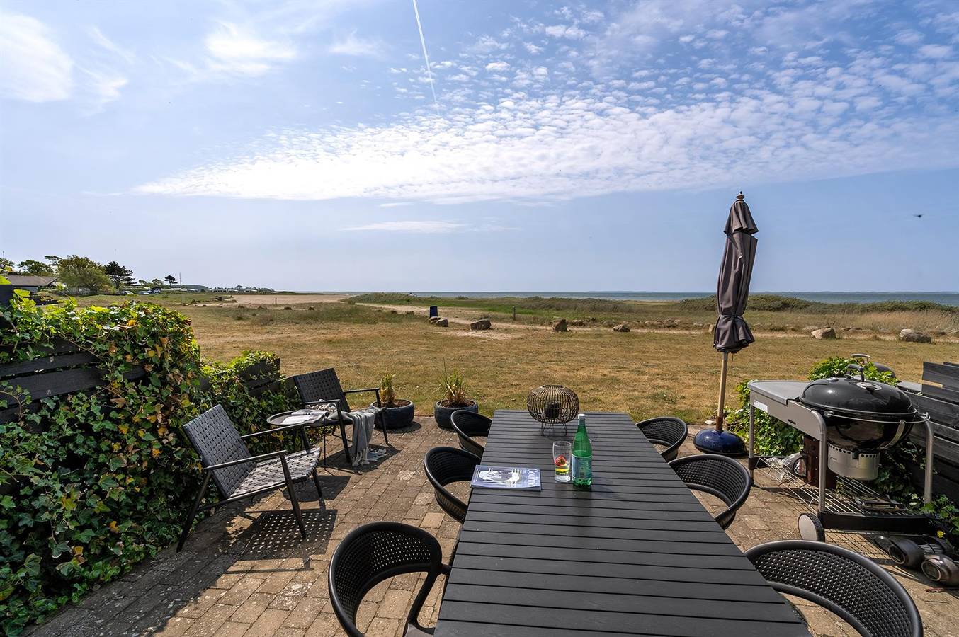Hel lejlighed, Pet friendly apartment in Assens with house sea view in Assens, Lillebælt