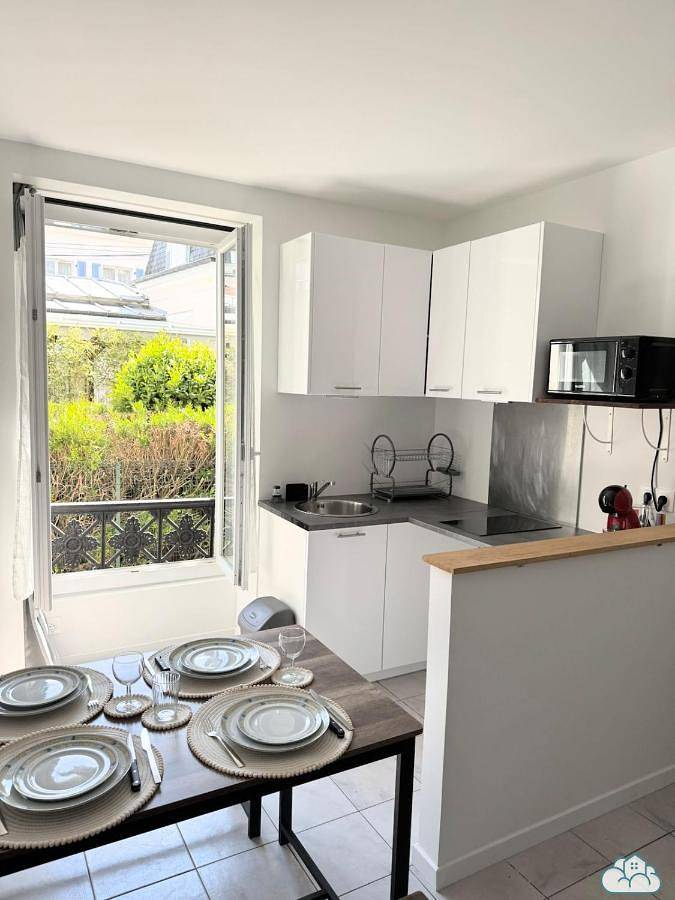 Appartement entier, One-Bedroom Apartment in Lagny-sur-Marne, Seine-et-Marne