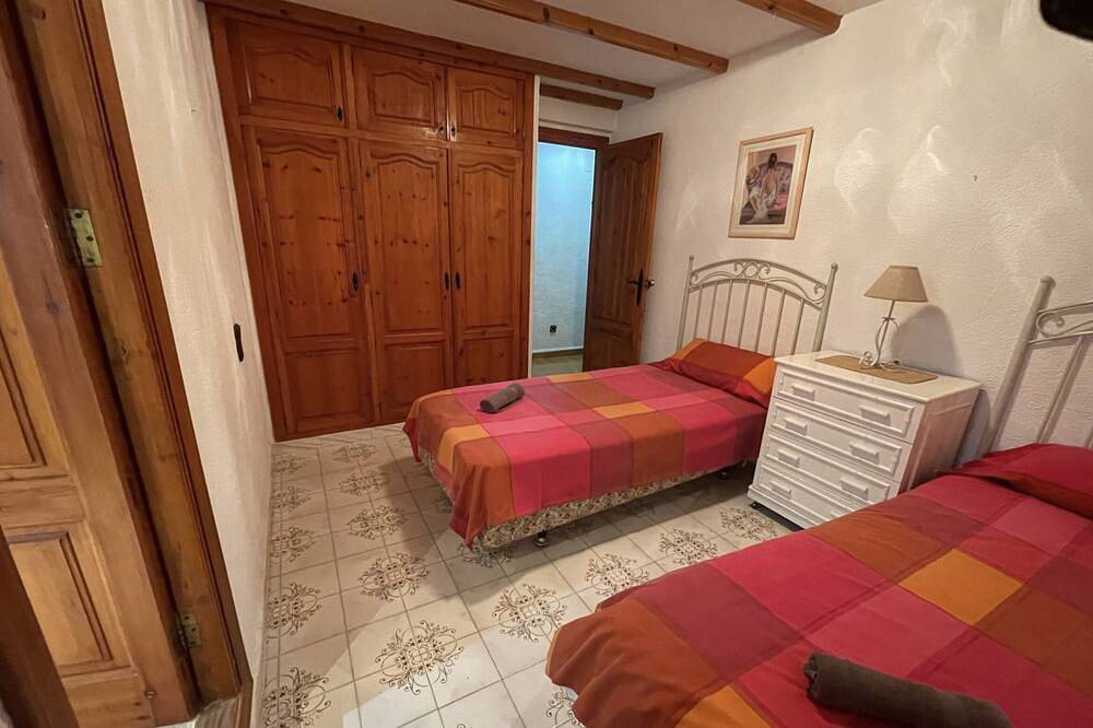 Villa Gan Eden (Free Wifi/parking/Bbq/pool) in La Drova, Barx