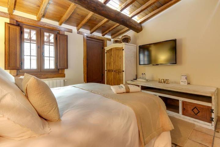 Casa de vacaciones para 4 personas, con balcón y jacuzzi en Provincia de Cáceres - 2