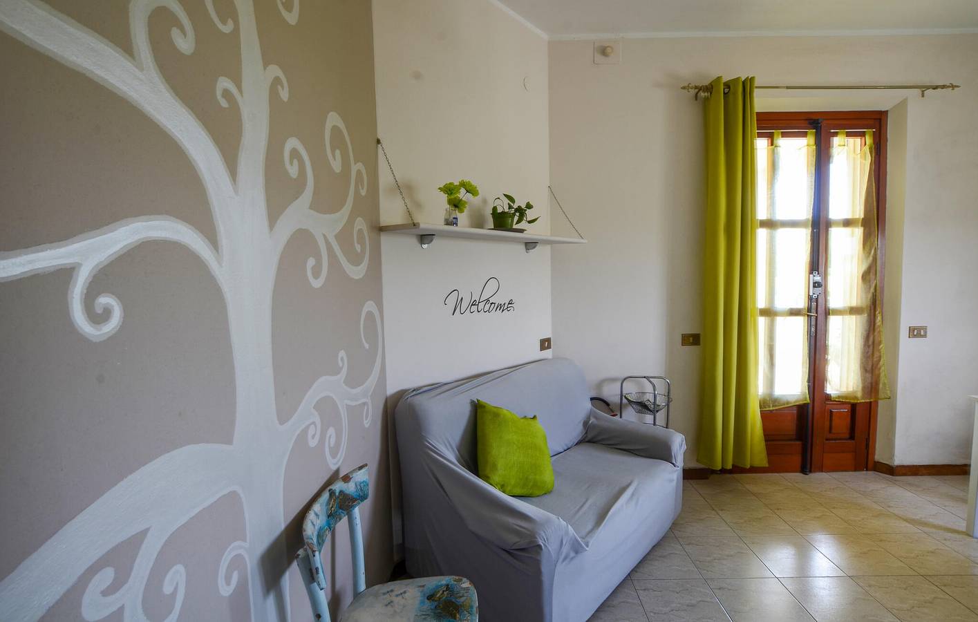 Ganze Ferienwohnung, Gemütliche Erdgeschosswohnung mit Terrasse und Parkplatz in Cerreto Guidi, Florenz Provinz