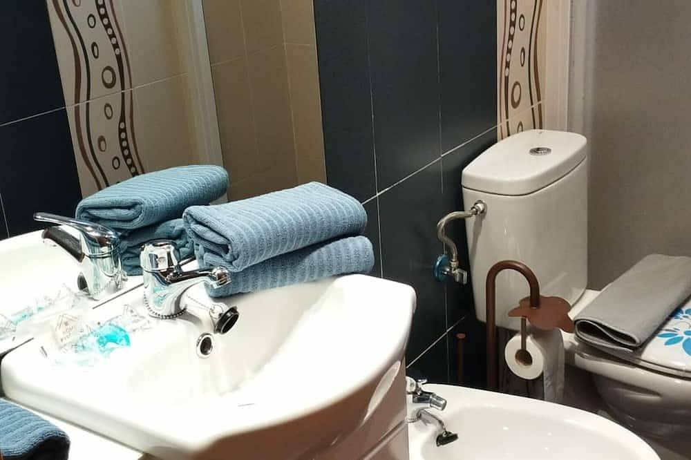 Apartamento entero, Apartamento al pie de pista con parking incluido in Candanchú, Aísa