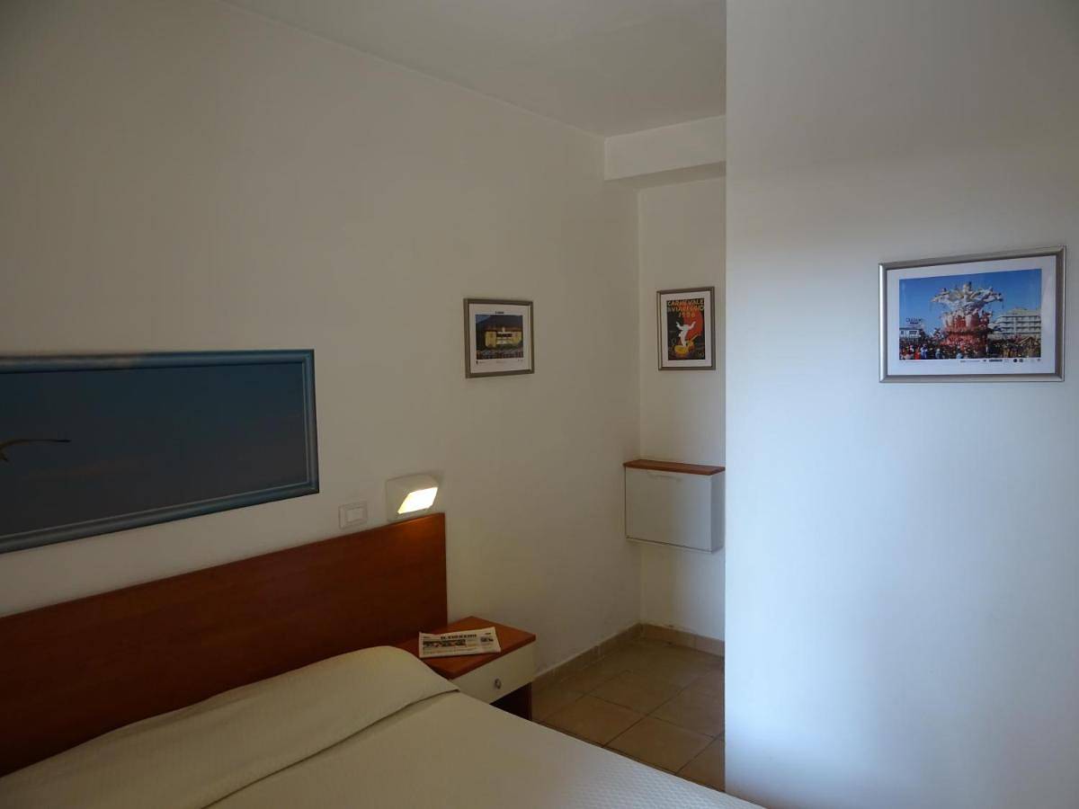 Small Double Room in Lido di Camaiore, Camaiore