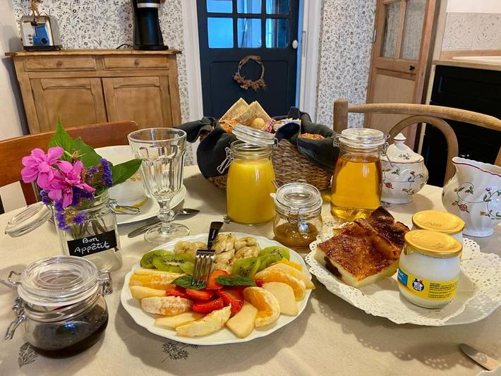 Chambre d’hôte pour 5 personnes, avec jacuzzi et jardin, adapté aux familles à Paimpol - 4