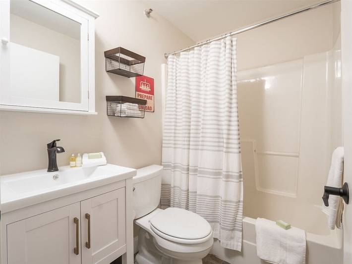 Ferienhaus für 6 Personen, mit Pool und Whirlpool sowie Balkon - 1