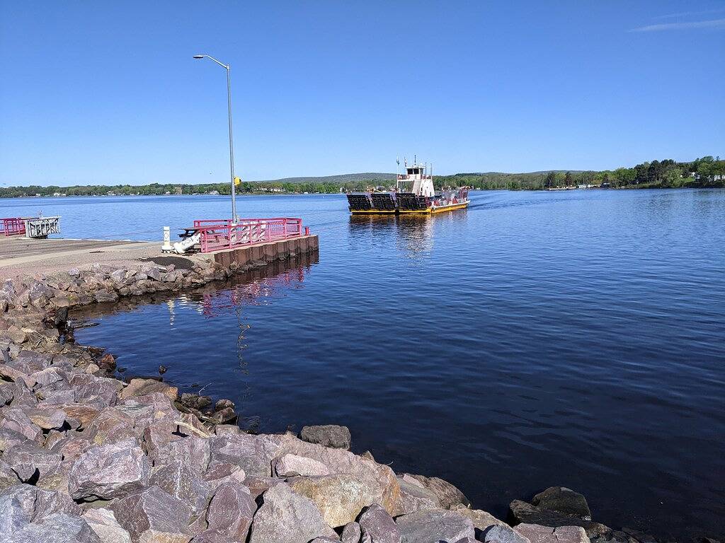 Updated home with lake views, across the street from Lake Wisc! in Village of Merrimac, Sauk County