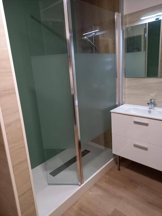 Hôtel pour 2 personnes, avec piscine et jardin dans Saint-Gilles les Bains - 3