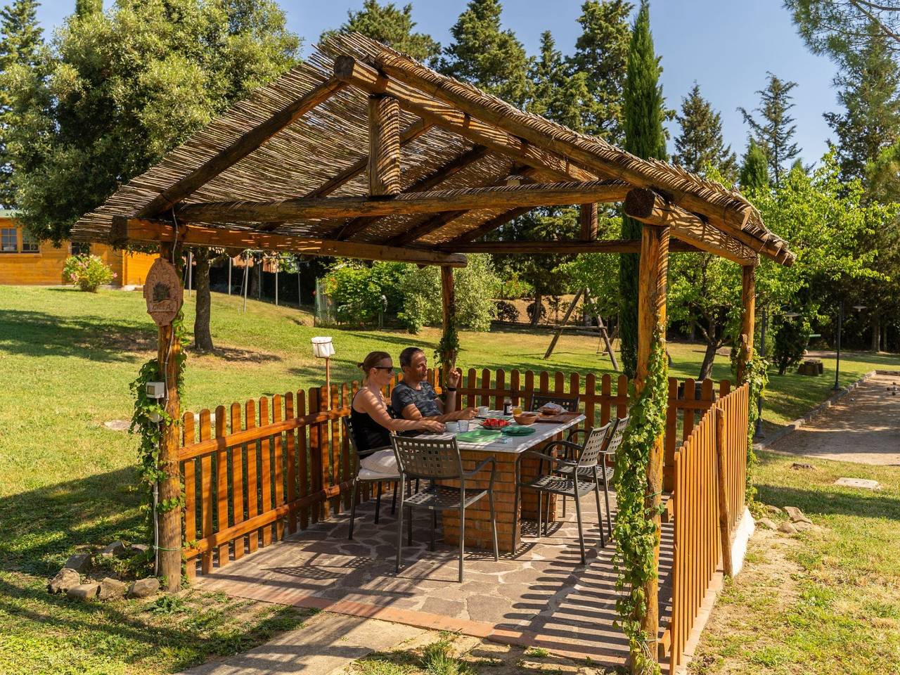 Geheel appartement, Lilla Canale' Wohnung mit Gemeinschaftspool in Peccioli, Provincie Pisa