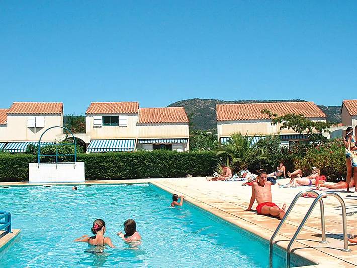 Villa pour 6 personnes, avec terrasse et piscine, animaux acceptés dans Le Lavandou - 3