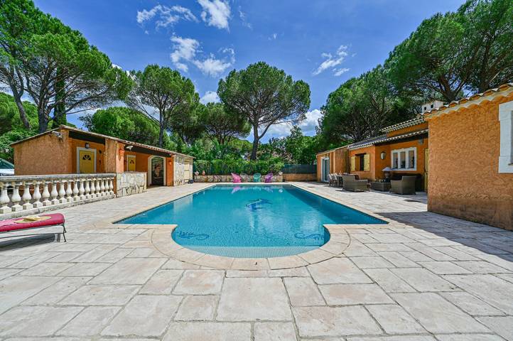 Chalet para 8 personas, con jardín - 1