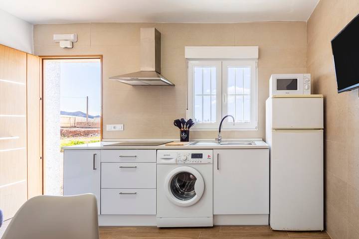 Casa de vacaciones 'Nido' con terraza privada y aire acondicionado in Níjar, Costa de Almería