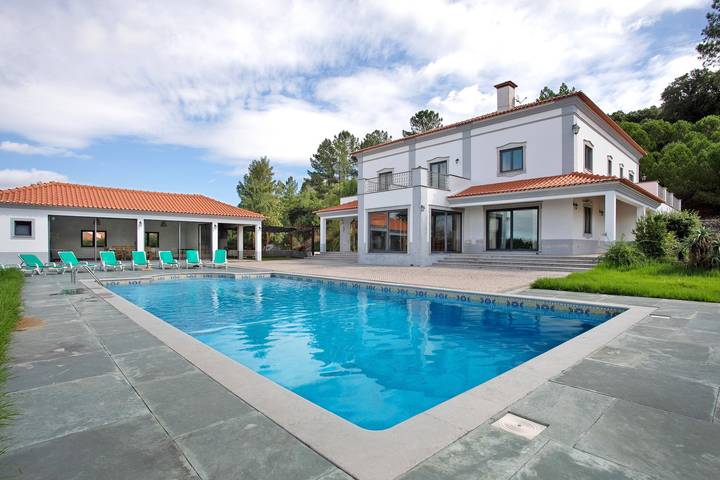 Casa de férias para 20 pessoas, com Varanda e Jardim em 