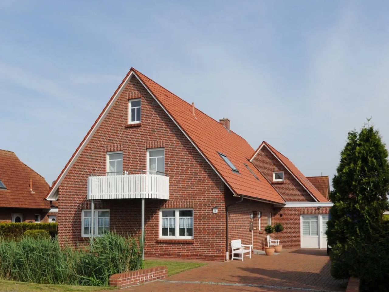 Geheel appartement, Appartement 'Anna Seeluft' met Privéterras en Wi-Fi in Greetsiel, Krummhörn