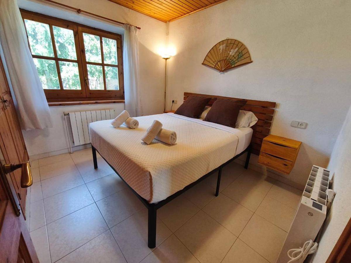Two-Bedroom Chalet in Aristot Toloríu, Pirineo Catalan