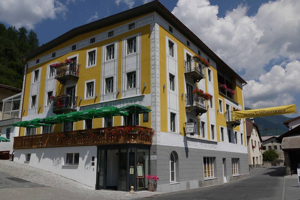 Ganze Wohnung, Ferienwohnung  Münsterhof 50m² in Val Müstair, Unterengadin