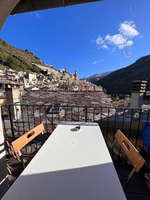 Location de vacances pour 4 personnes, avec vue et balcon à Tende - 4